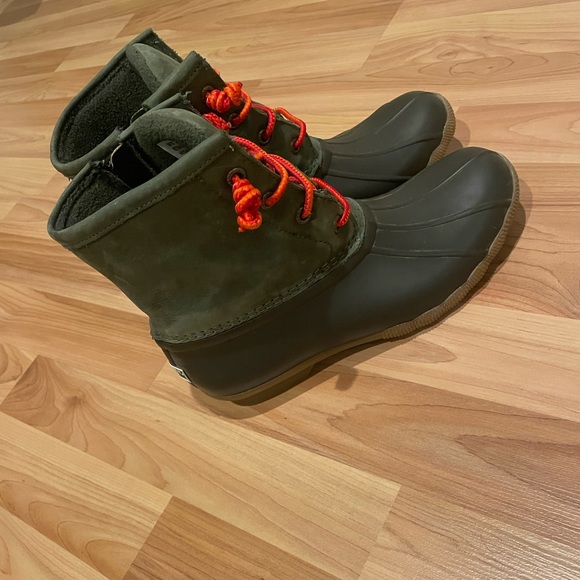 SPERRY Saltwater water proof rubber duck boot sz 7 - Picture 3 of 6